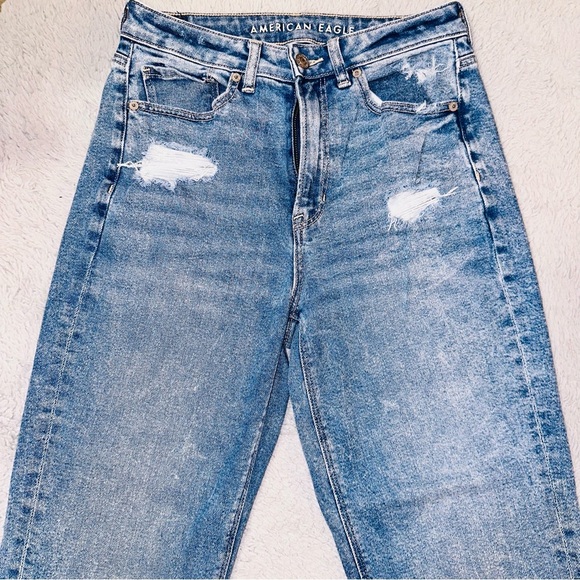 American Eagle high waisted mom jeans - Picture 6 of 12